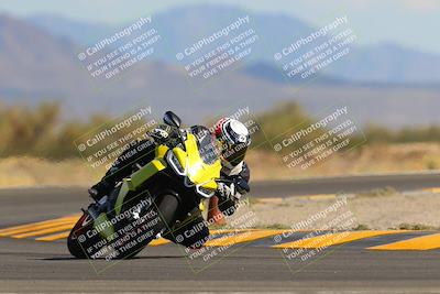 media/Oct-09-2022-SoCal Trackdays (Sun) [[95640aeeb6]]/Turn 15 (150pm)/